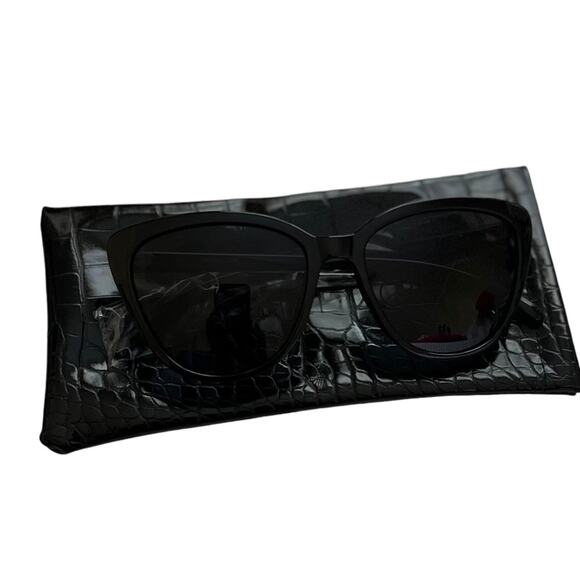 Rachel Zoe Nina Cat Eye Sunglasses Black New - Picture 8 of 9